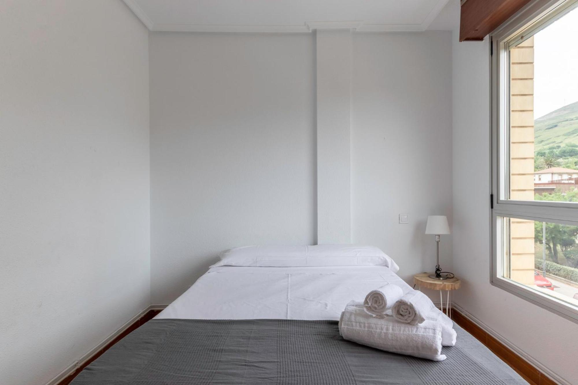La Arena Apartamentos Zierbena Esterno foto